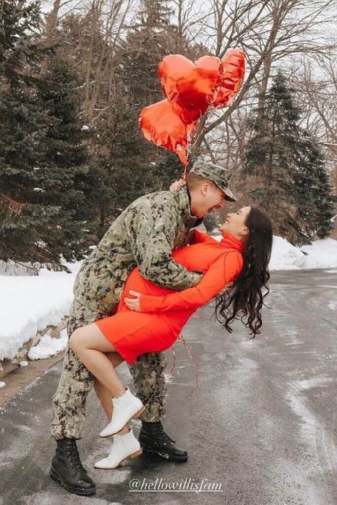 valentine pregnancy announcement photo shoot 1